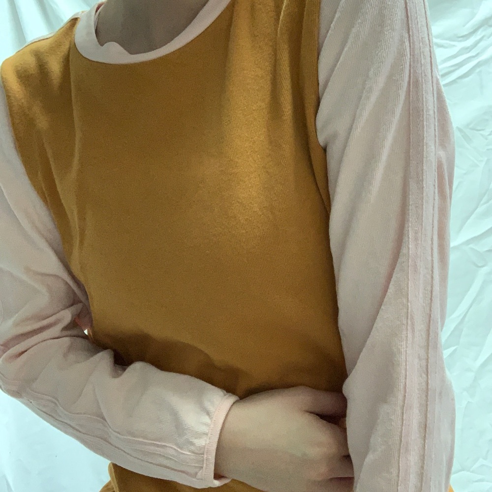 Color Blocked Knit Top